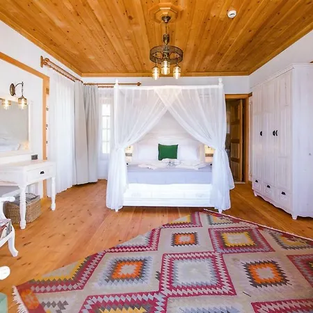 Otel Pier House
