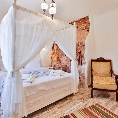 Otel Pier House *